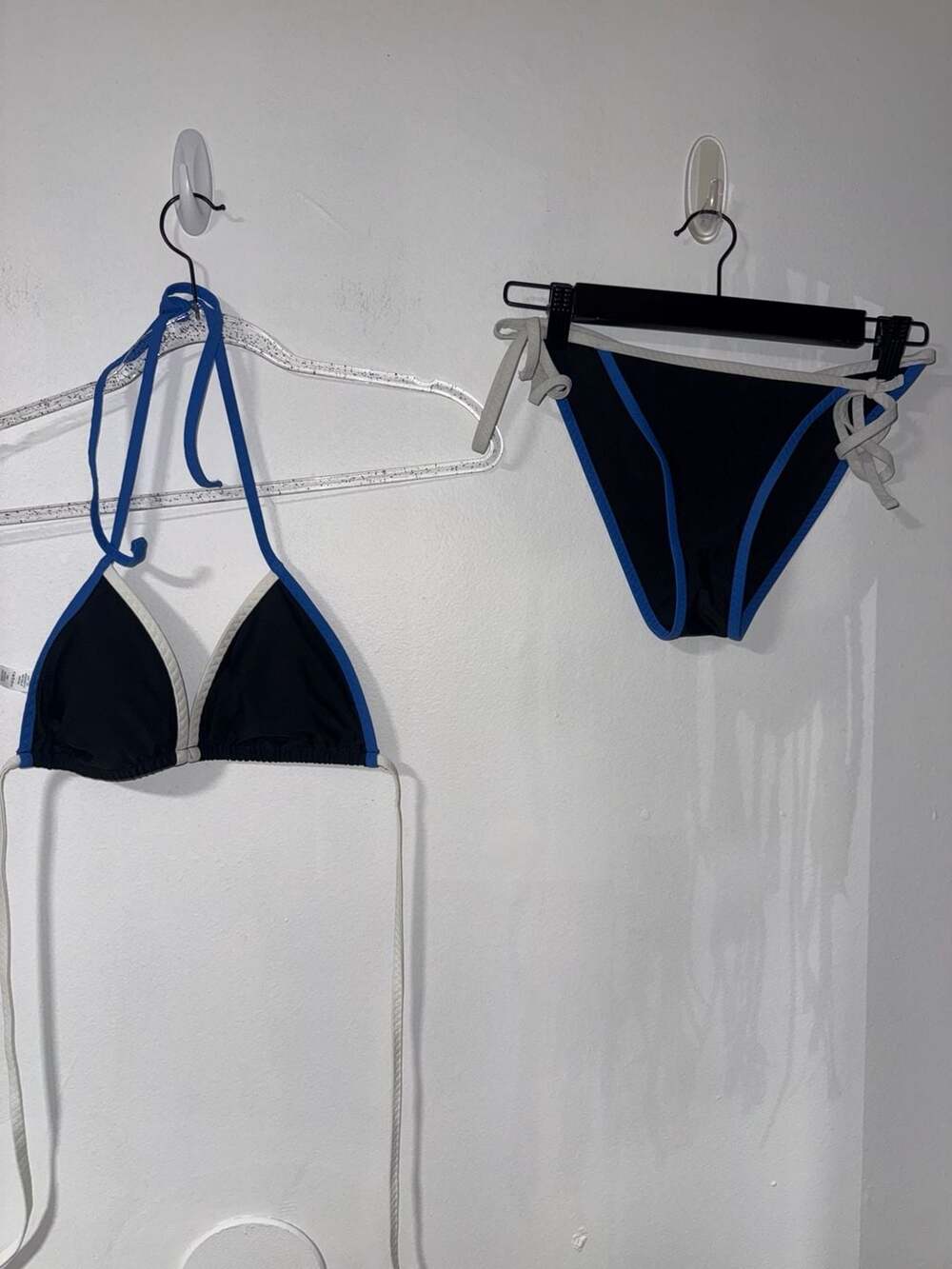 Aerie Triangle Bikini Set Black Blue White Size M